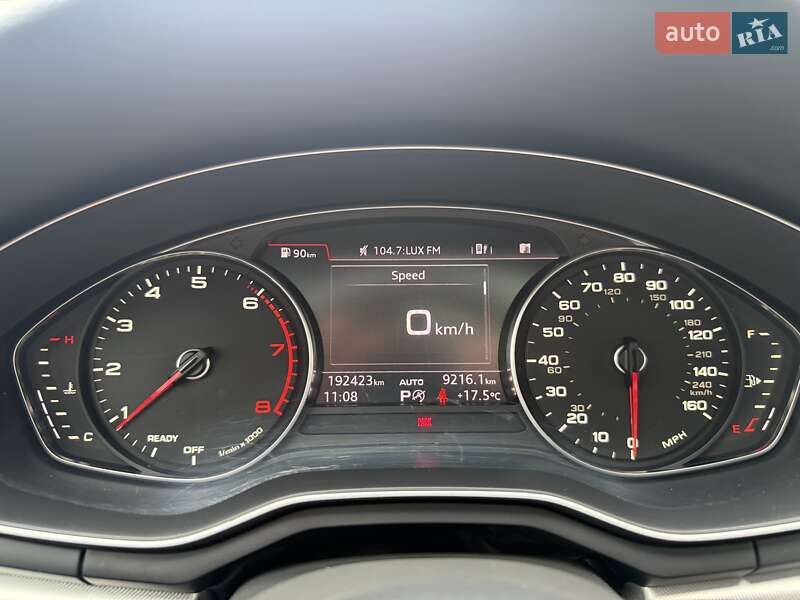 Седан Audi A4 2015 в Львові
