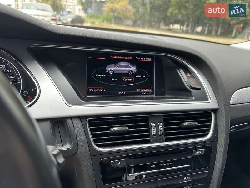 Седан Audi A4 2015 в Киеве