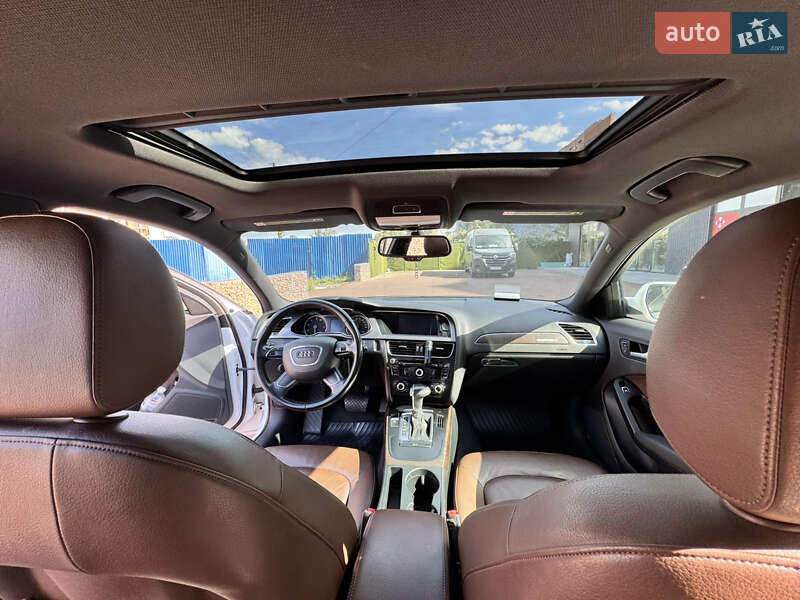 Седан Audi A4 2013 в Глевасі
