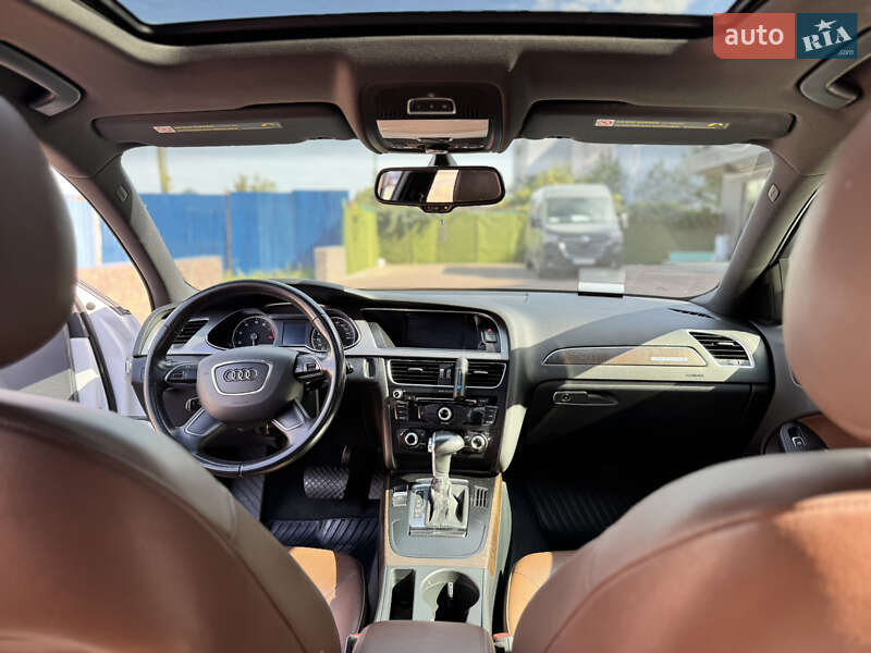 Седан Audi A4 2013 в Глевасі