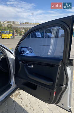 Седан Audi A4 2002 в 