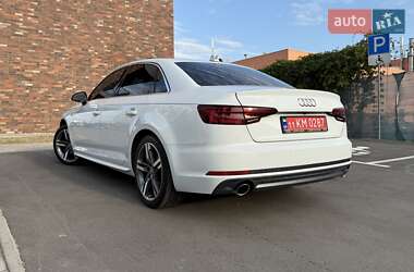 Седан Audi A4 2018 в 