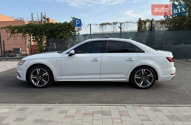 Седан Audi A4 2018 в 