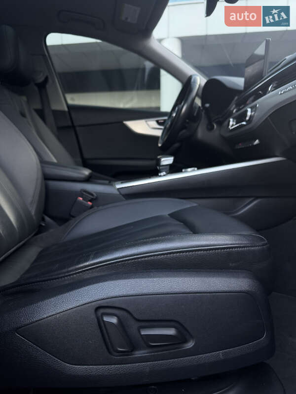 Седан Audi A4 2016 в Києві