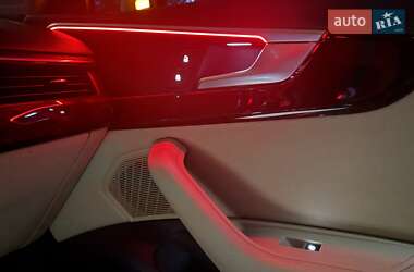 Седан Audi A4 2018 в 