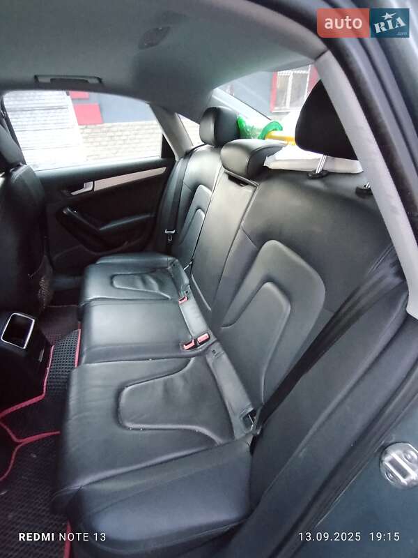 Седан Audi A4 2012 в Белой Церкви