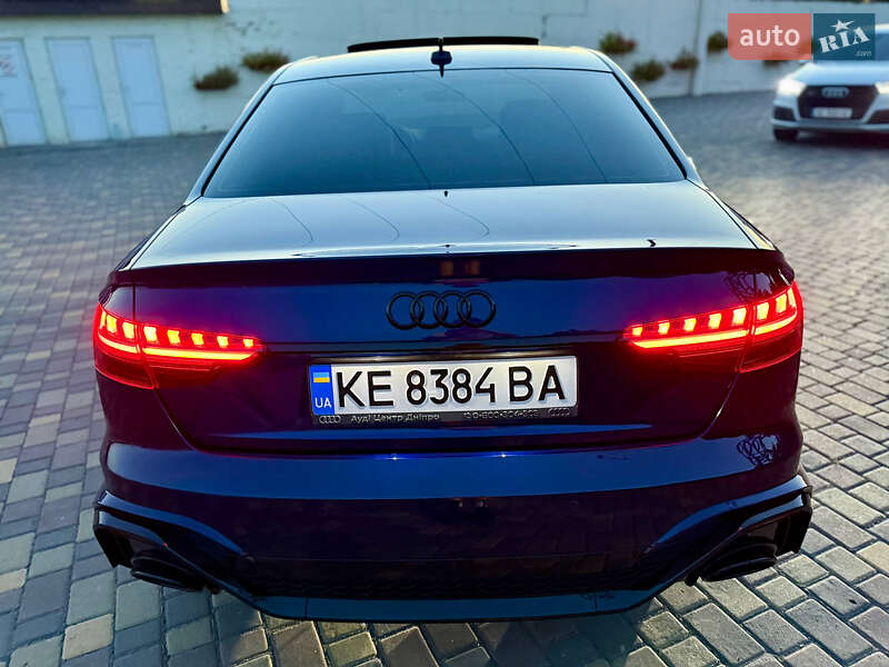 Седан Audi A4 2019 в Днепре