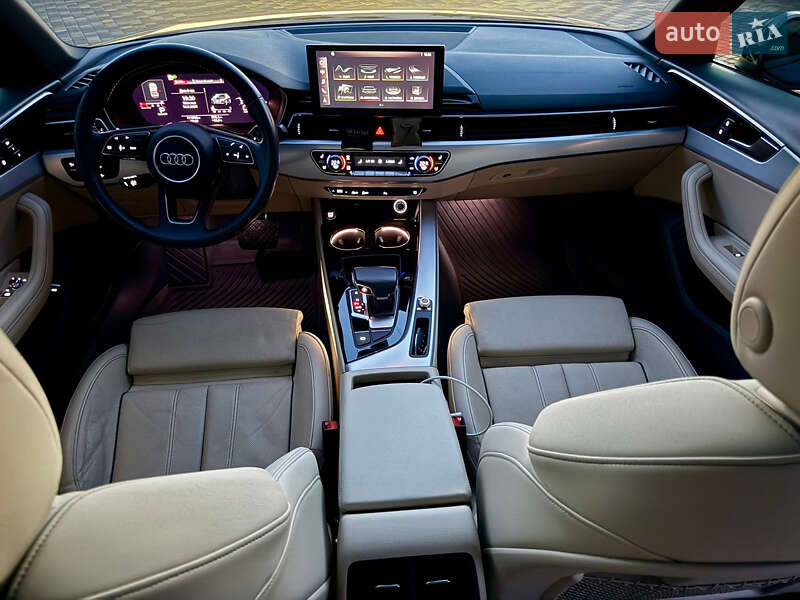 Седан Audi A4 2019 в Днепре