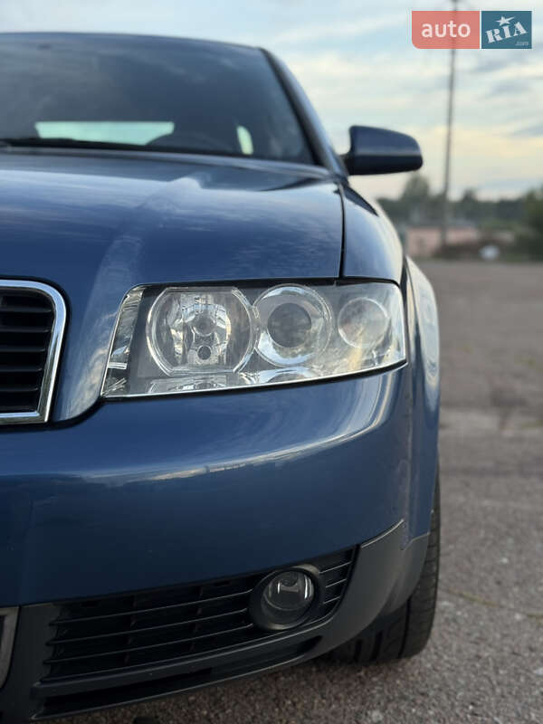 Седан Audi A4 2003 в Чернигове