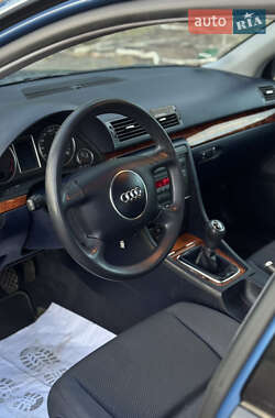 Седан Audi A4 2003 в 