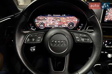 Седан Audi A4 2019 в 