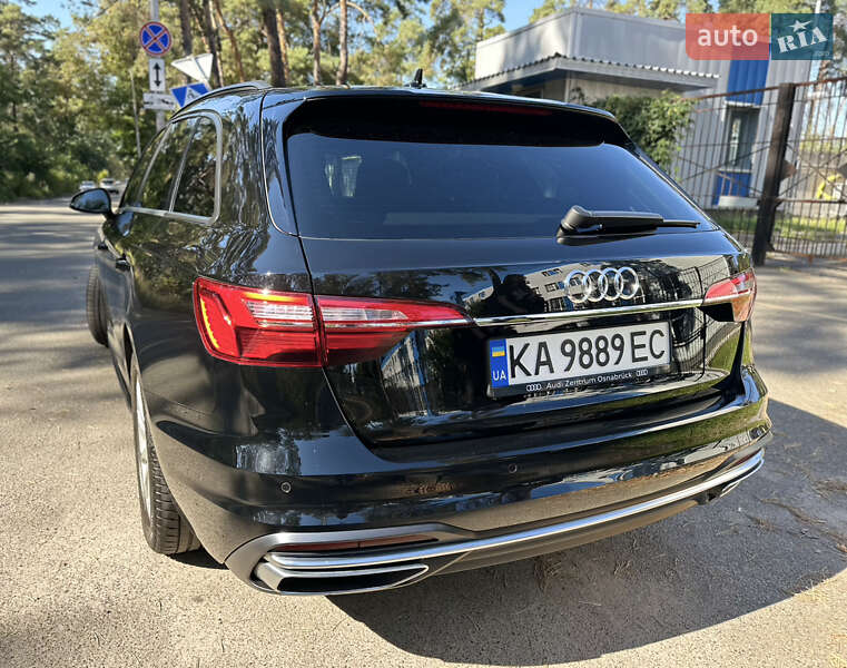 Универсал Audi A4 2021 в Киеве