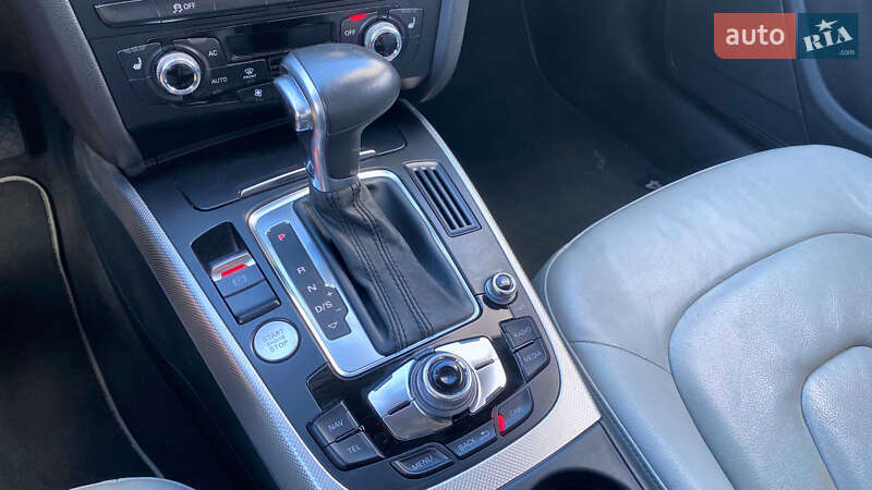 Седан Audi A4 2013 в Киеве