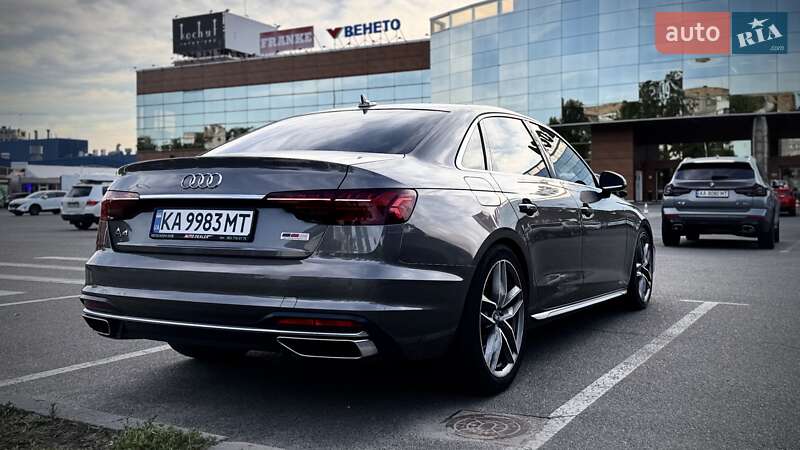 Седан Audi A4 2020 в Киеве