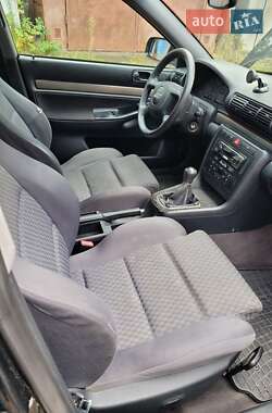 Универсал Audi A4 1999 в 