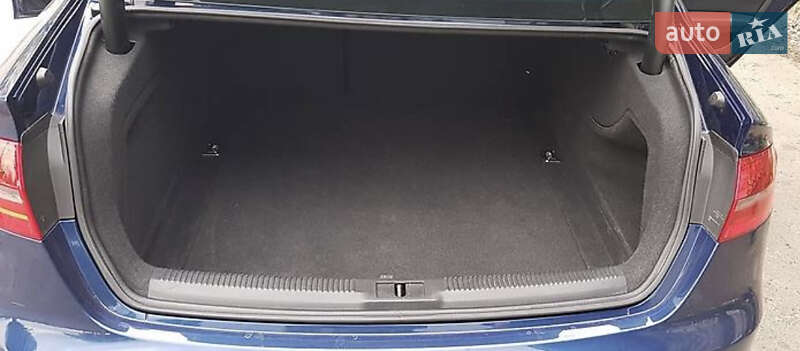 Седан Audi A4 2014 в Нежине