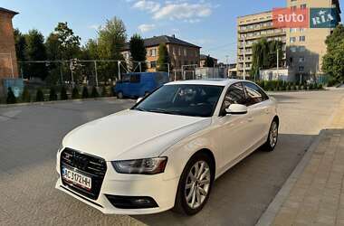 Седан Audi A4 2013 в 