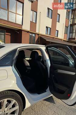Седан Audi A4 2013 в 