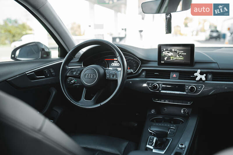 Седан Audi A4 2018 в Києві