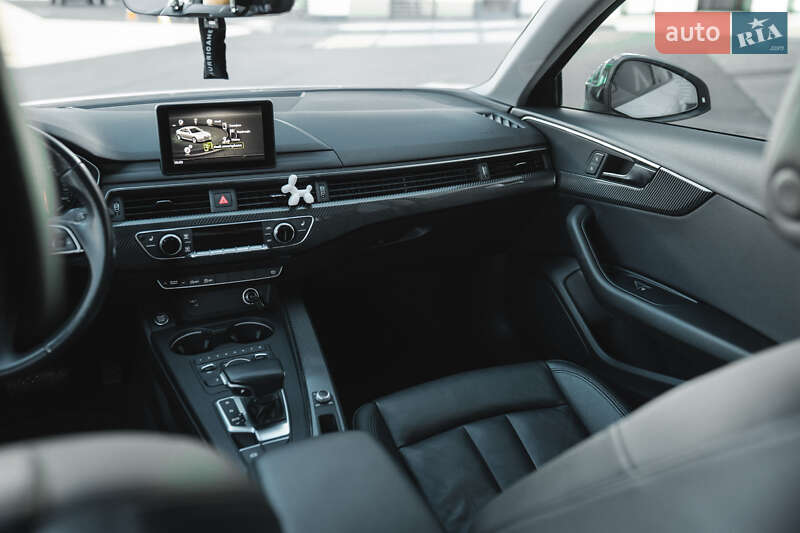 Седан Audi A4 2018 в Києві
