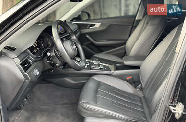 Седан Audi A4 2019 в 