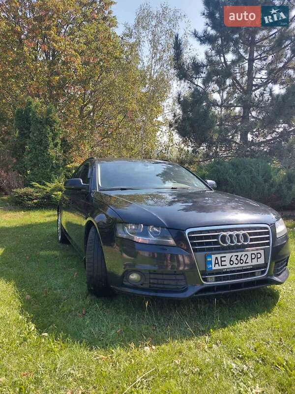 Универсал Audi A4 2011 в Вольногорске фото 10 Универсал Audi A4 2011 в Вольногорске