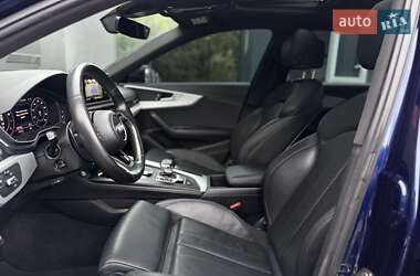 Седан Audi A4 2019 в 