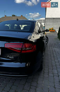 Седан Audi A4 2014 в 