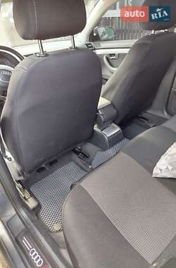 Універсал Audi A4 2005 в 