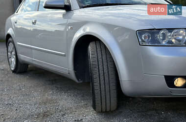 Седан Audi A4 2004 в 