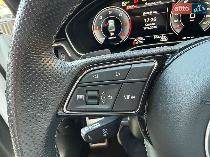 Седан Audi A4 2023 в Львове