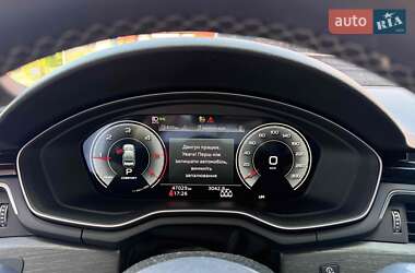 Седан Audi A4 2023 в Львові