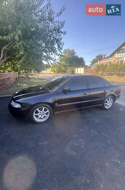 Седан Audi A4 1995 в 