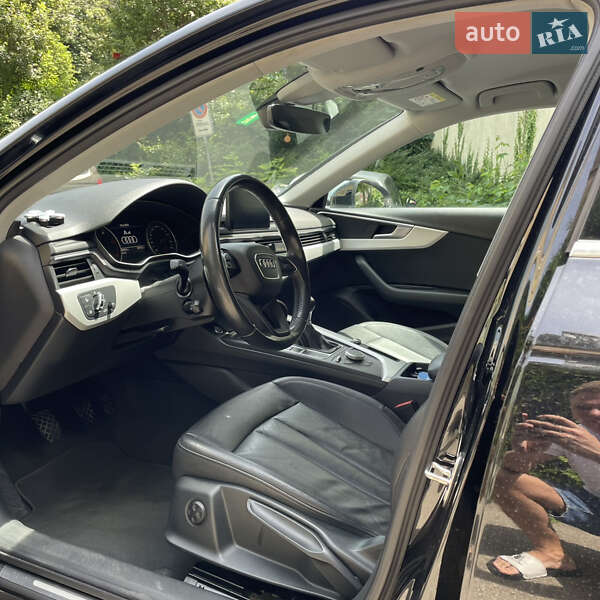 Універсал Audi A4 2017 в Одесі