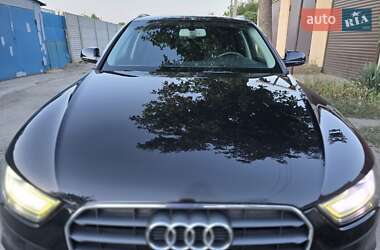 Универсал Audi A4 2014 в 