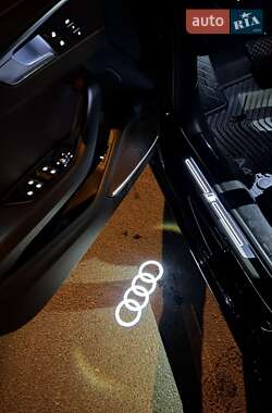 Седан Audi A4 2016 в 