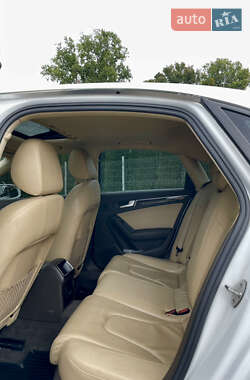 Седан Audi A4 2012 в 