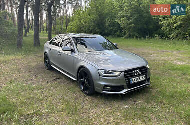 Седан Audi A4 2015 в 