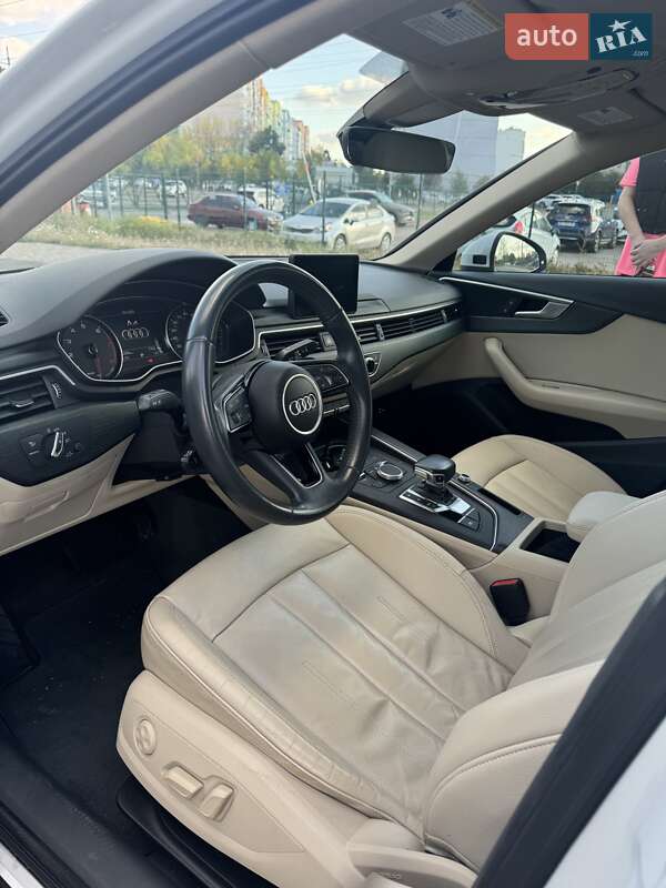 Седан Audi A4 2018 в Полтаве