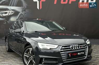 Седан Audi A4 2017 в 