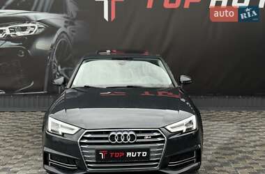 Седан Audi A4 2017 в 