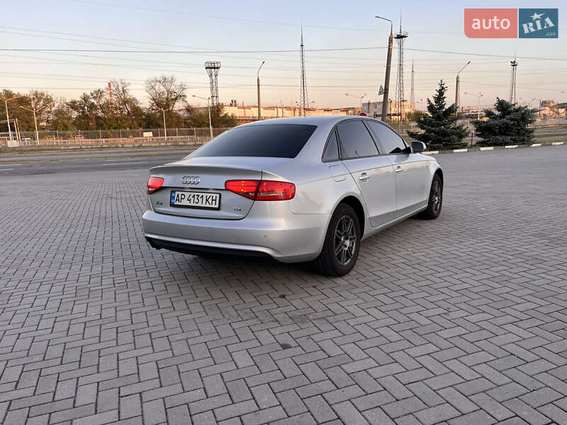 Седан Audi A4 2012 в Запорожье
