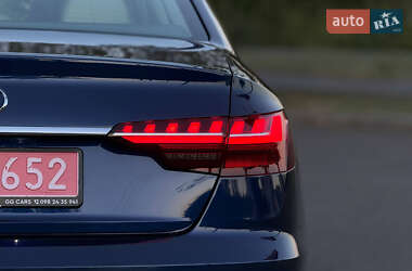 Седан Audi A4 2020 в 