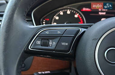 Седан Audi A4 2020 в 