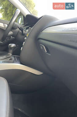 Седан Audi A4 2015 в 