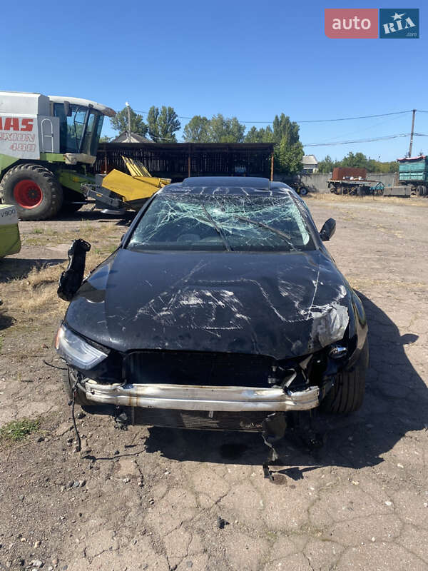 Седан Audi A4 2014 в Гадяче