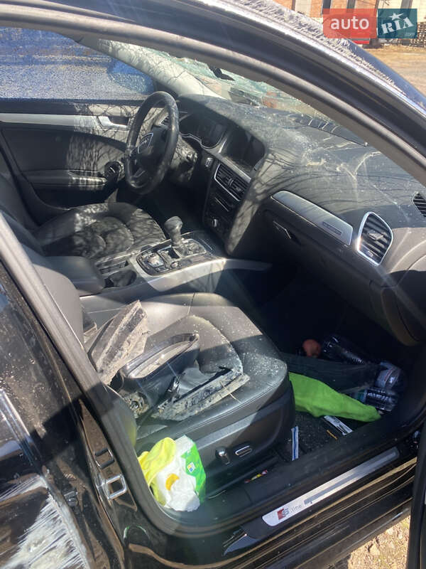 Седан Audi A4 2014 в Гадяче