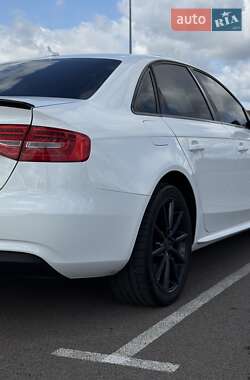 Седан Audi A4 2013 в 
