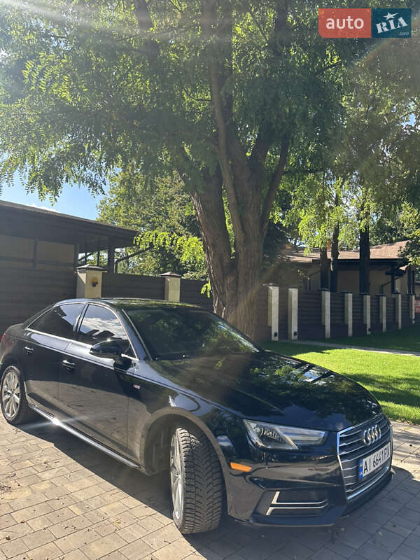 Седан Audi A4 2018 в Киеве