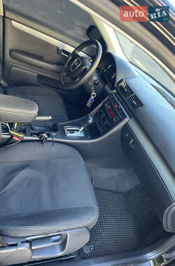 Универсал Audi A4 2006 в 